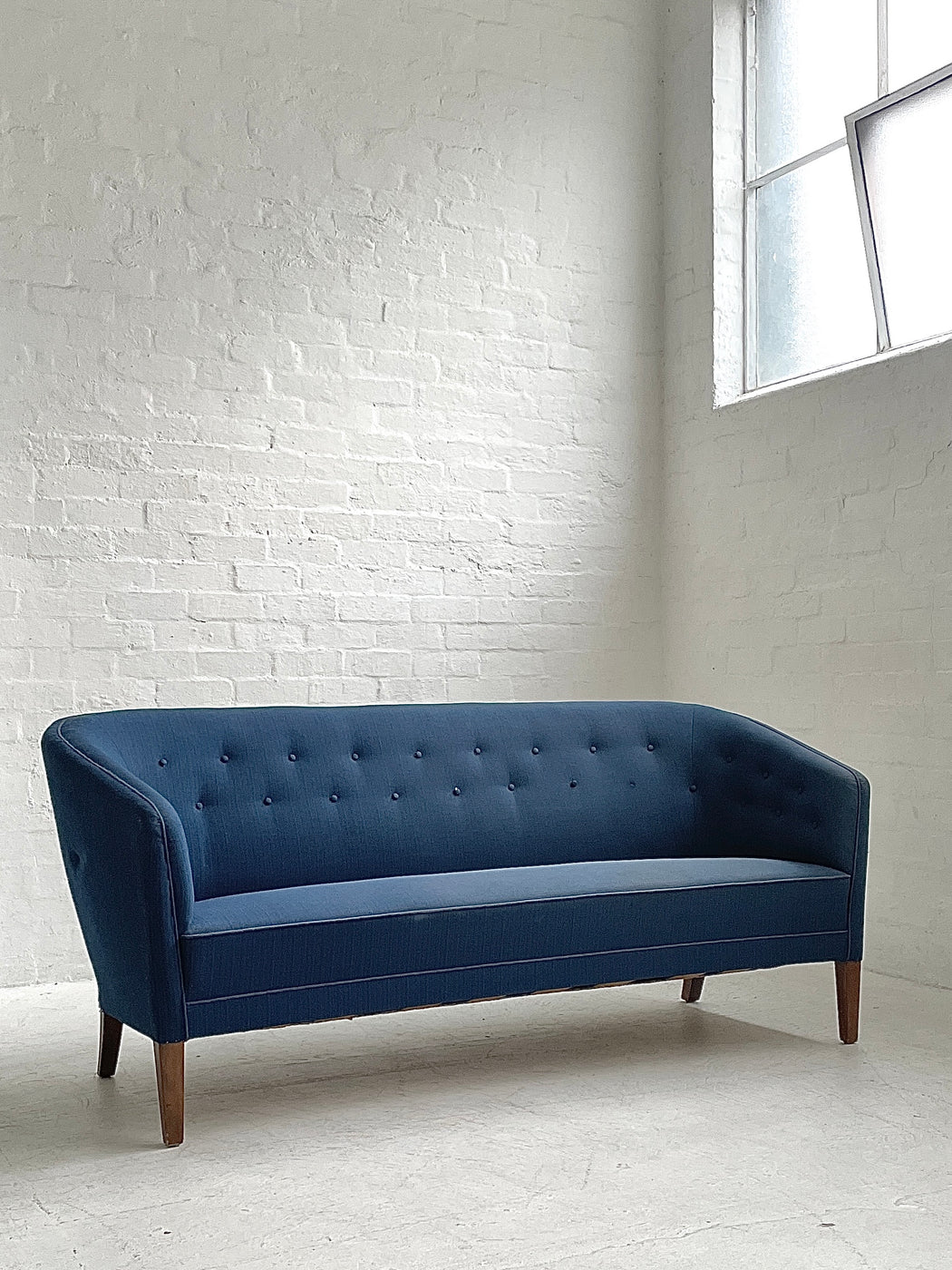 Ludvig Pontoppidan Settee