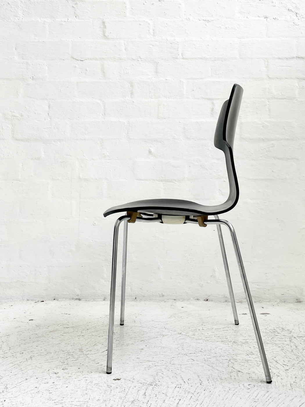 Arne Jacobsen '3103' Chair