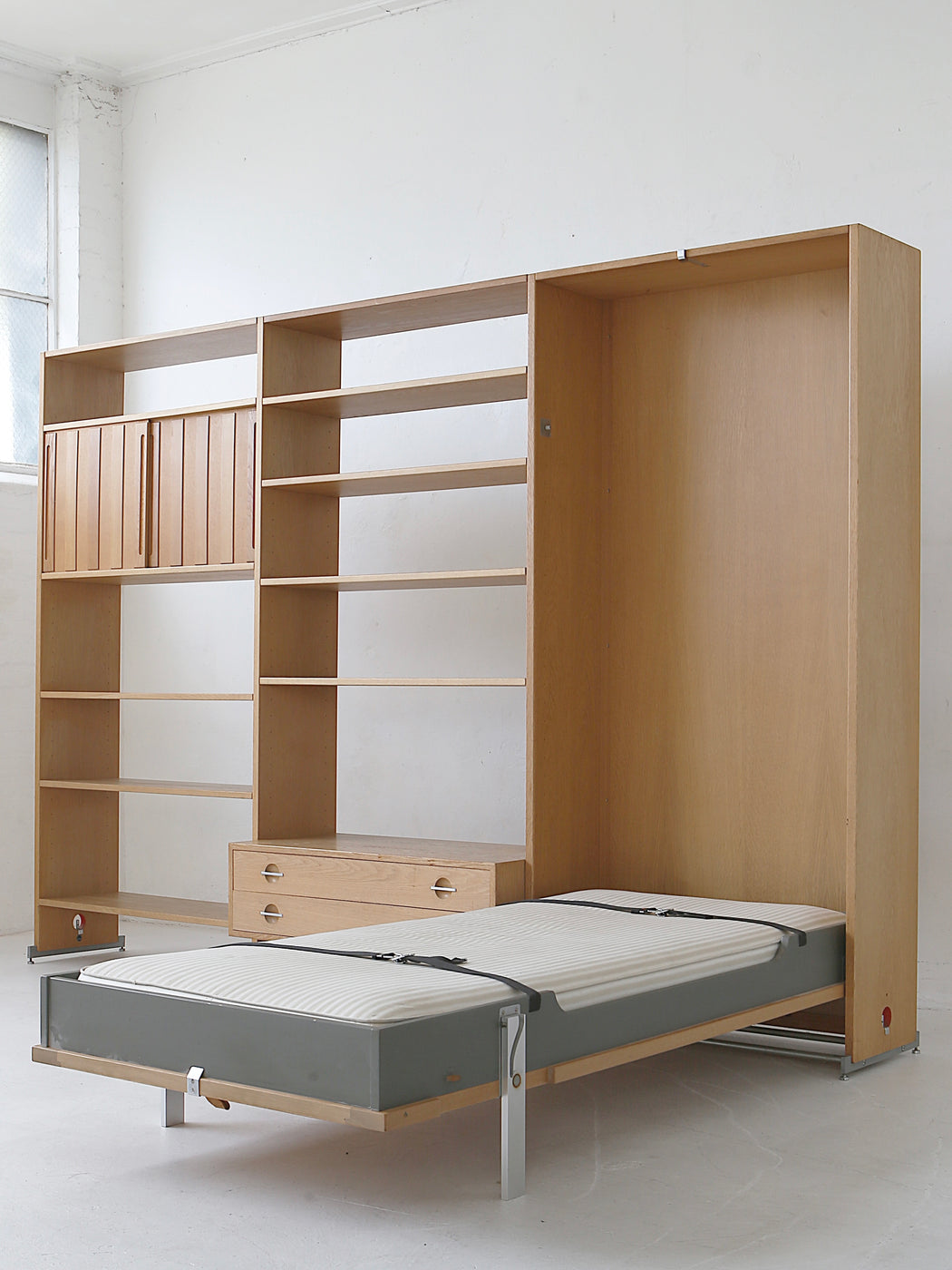 Hans J. Wegner 'RY100' Wall System