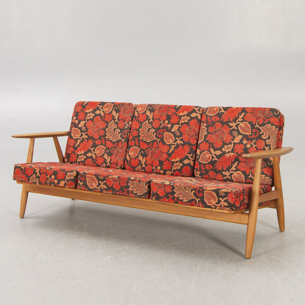 Hans J. Wegner GE240 'Cigar' Sofa