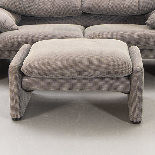 Vico Magistretti 'Maralunga' Footstool