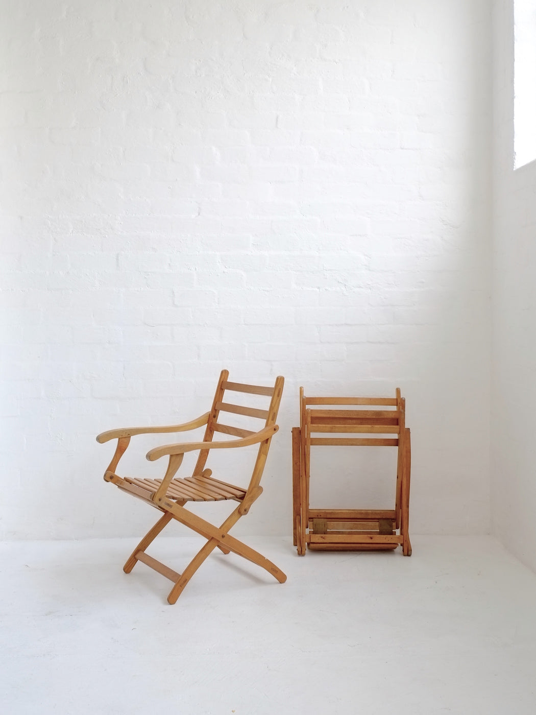 Martin Kold Folding Chair