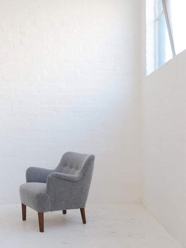 Peter Hvidt 'Model 1748' Armchair