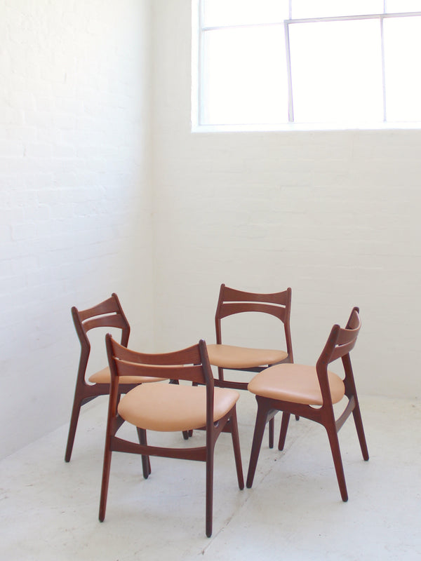 Erik Buch 'Model 1628' Chairs