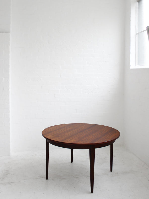 Omann Jun Rosewood Dining Table