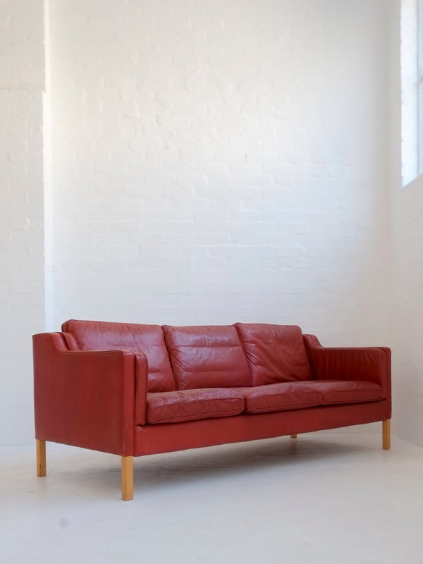 Stouby 'Eva' Leather Sofa