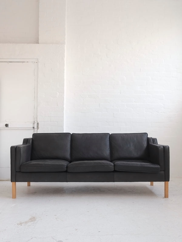 Stouby 'Eva' Leather Sofa