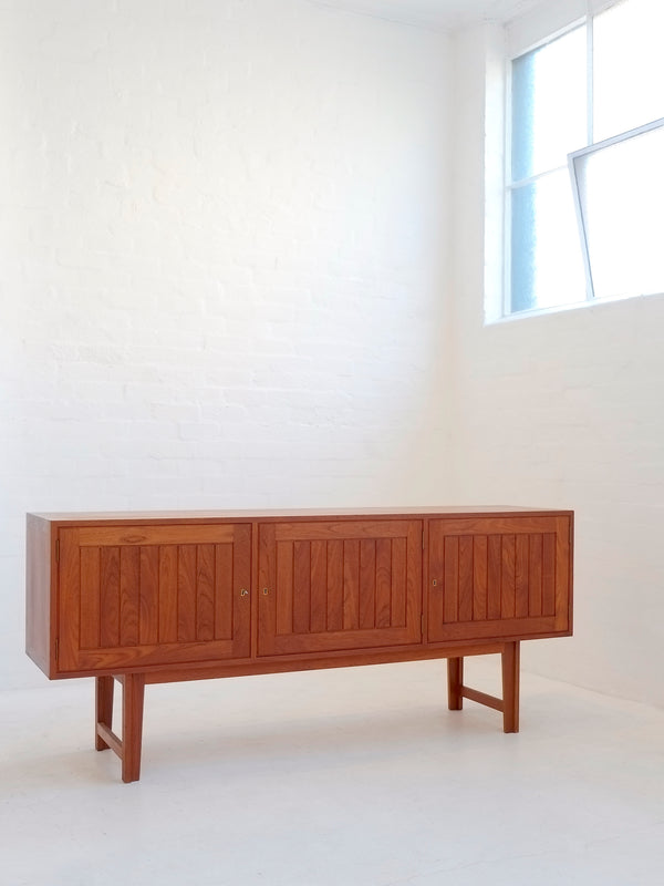 Kurt Ostervig Sideboard