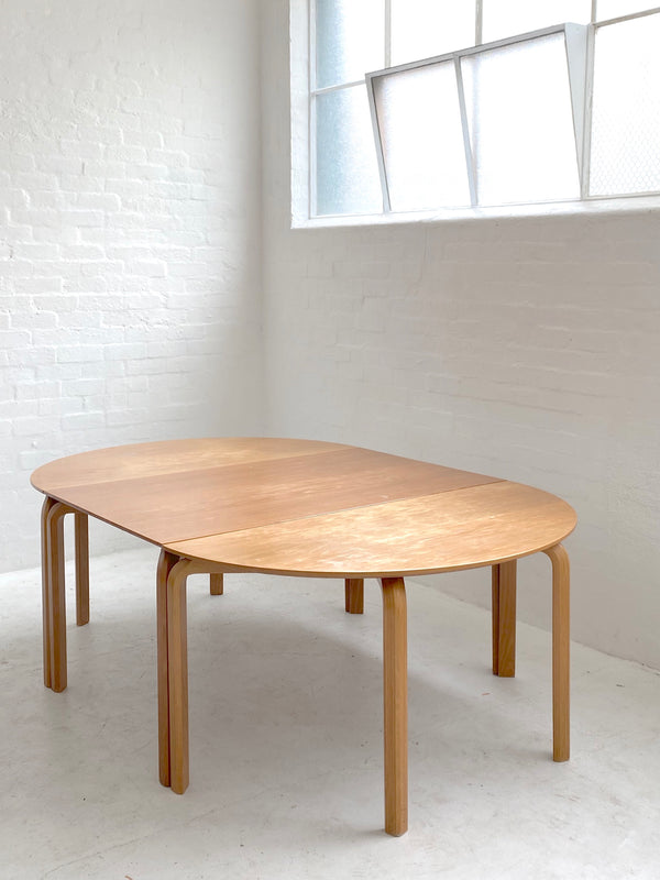 Farstrup Dining Table