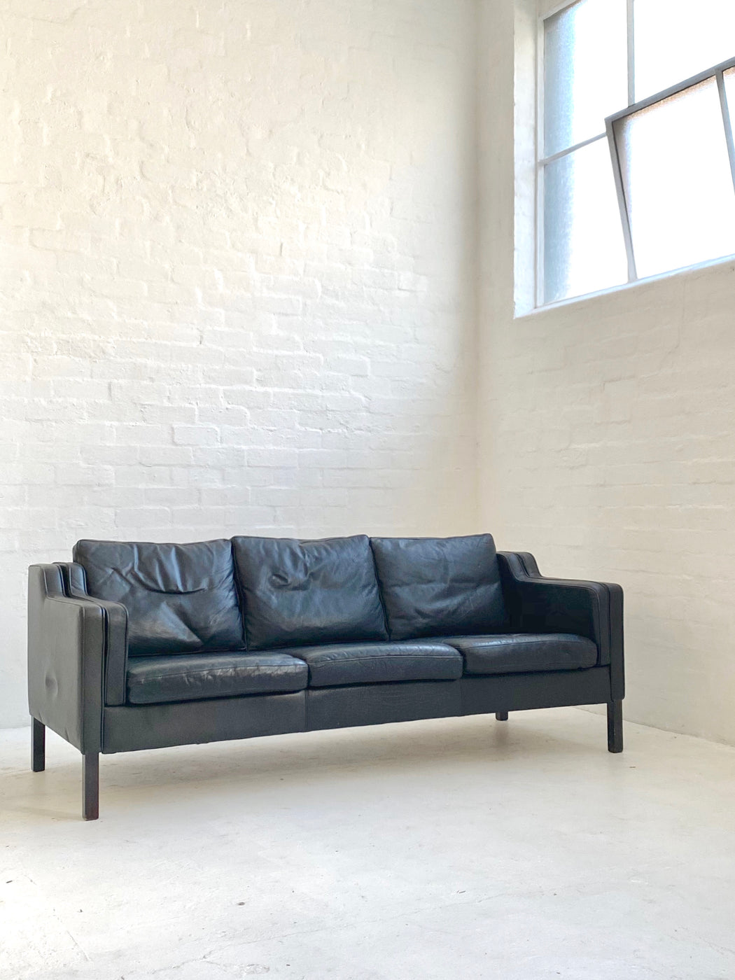 Stouby ‘Eva’ Leather Sofa