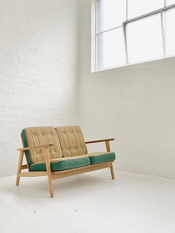 Hans J. Wegner ‘Model Ge233’ Sofa