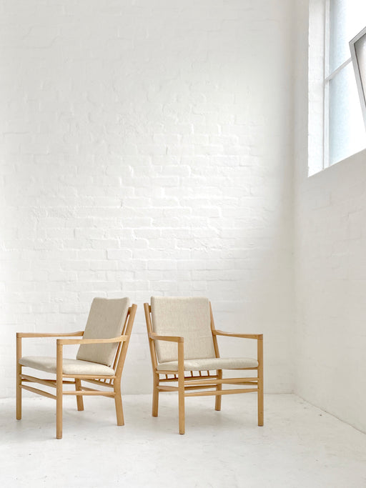 Erik Ole Jørgensen 'Model J147' Chairs