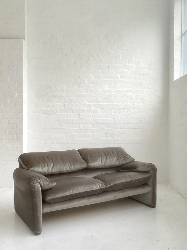 Vico Magistretti 'Maralunga' Sofa