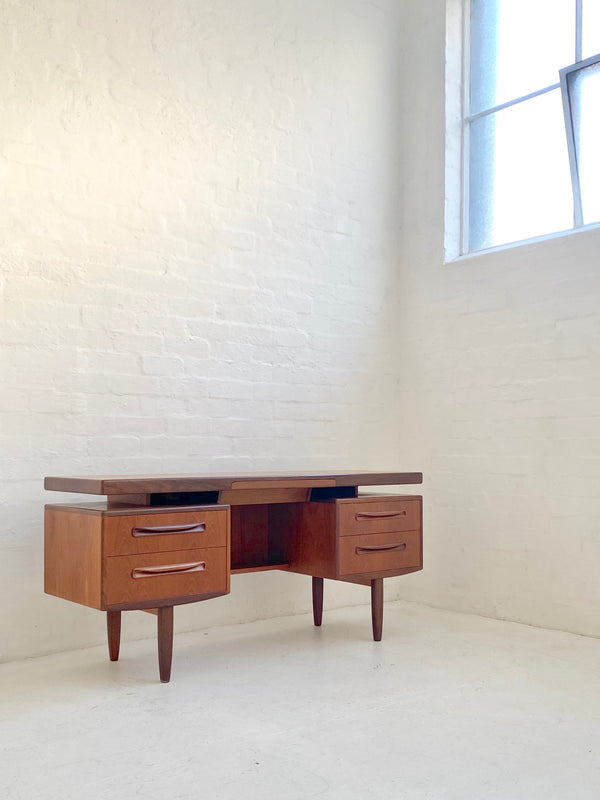 G-Plan 'Fresco' Desk Dresser