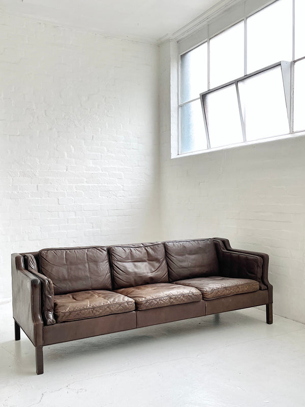 Grant Møbler Leather Sofa