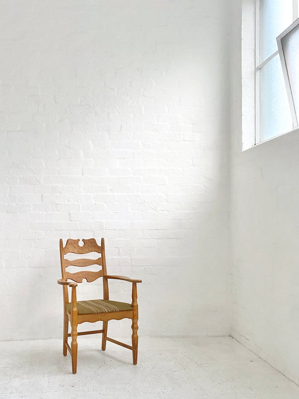 Henning Kjaernulf Chair