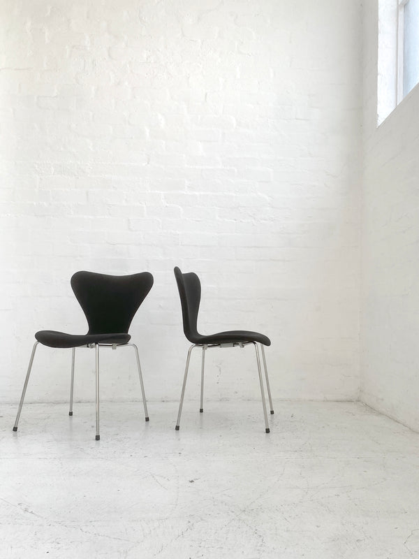 Arne Jacobsen 'Series 7' Chair