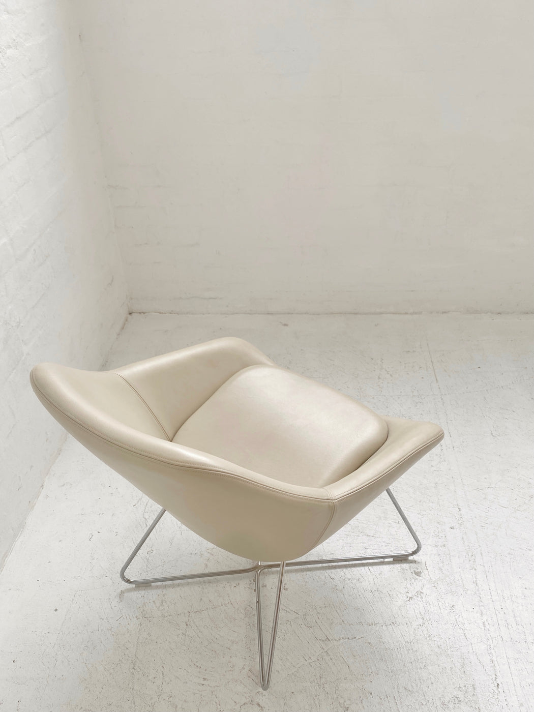 PearsonLloyd A642 'Open' Chair