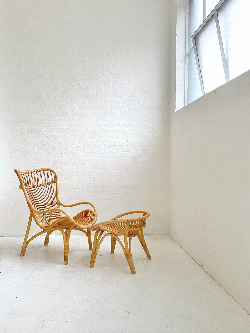 Yuzuru Yamakawa 'C110' Chair & Ottoman