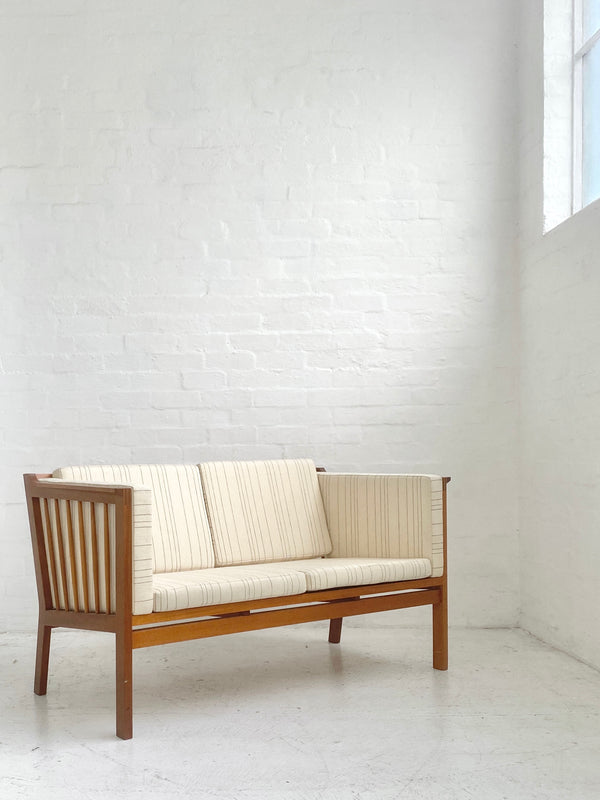 Christian Hvidt 'Model 452' Settee