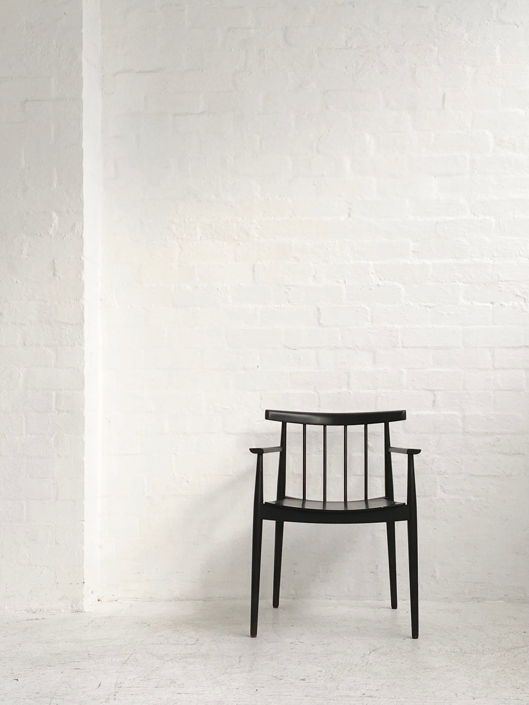 Lievore Altherr Molina ‘Smile’ Chair
