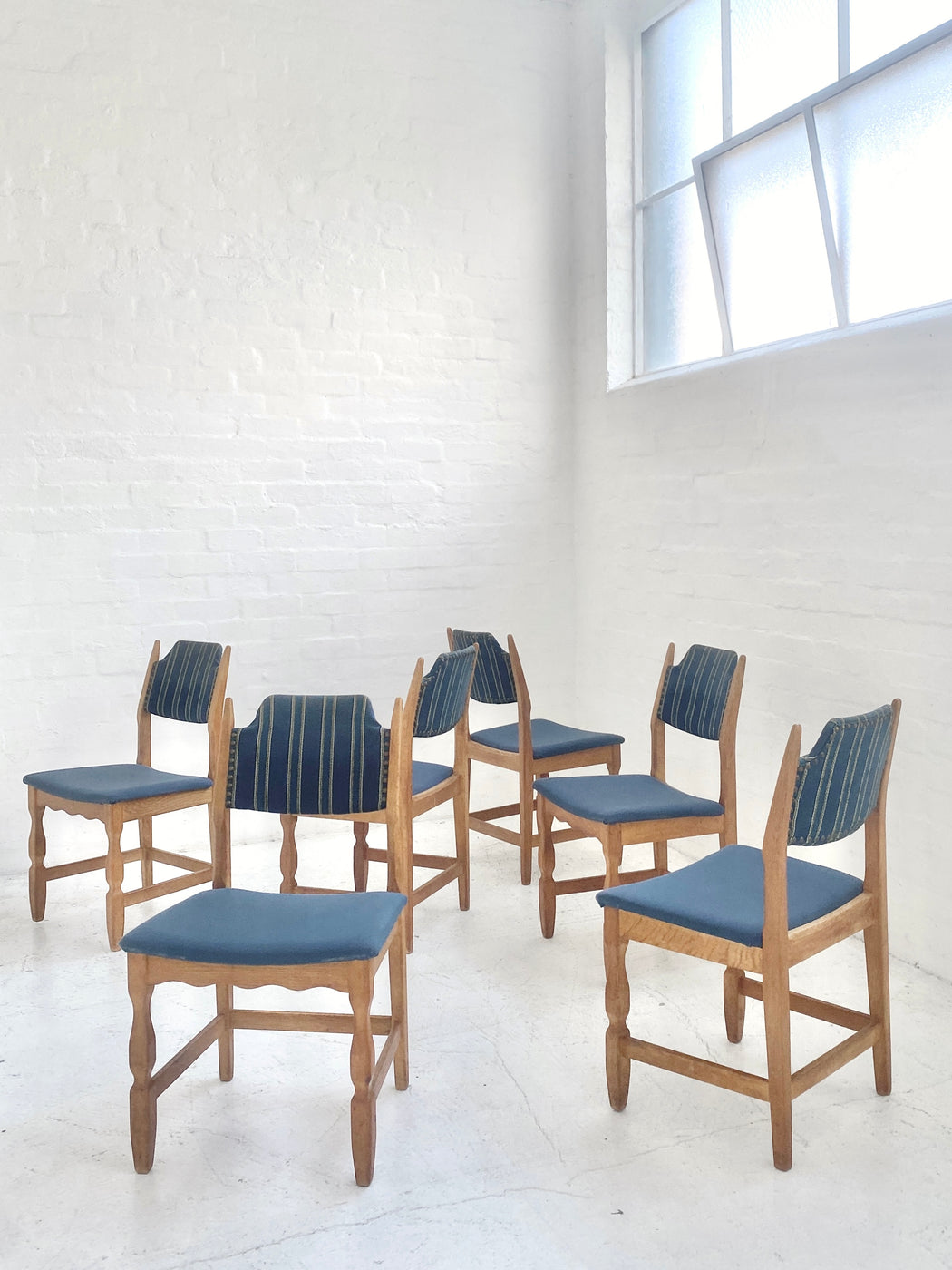 Set of six Henning Kjaernulf Chair