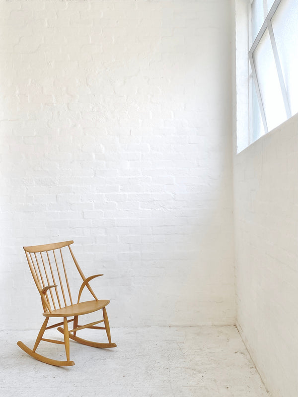 Illum Wikkelsø 'IW3' Rocking Chair