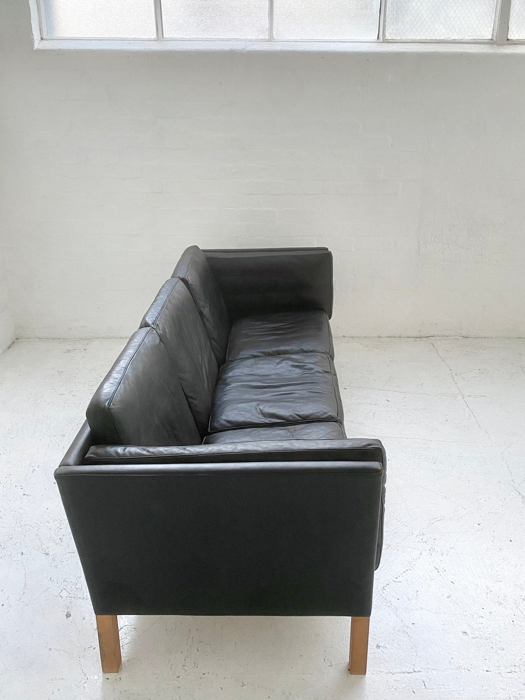 Ivan Schlecter ‘Model IS003’ Sofa