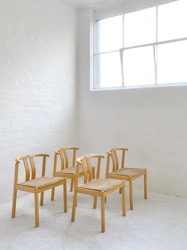 Set of four Hans J. Frydendal 'Cleopatra-50' Chairs