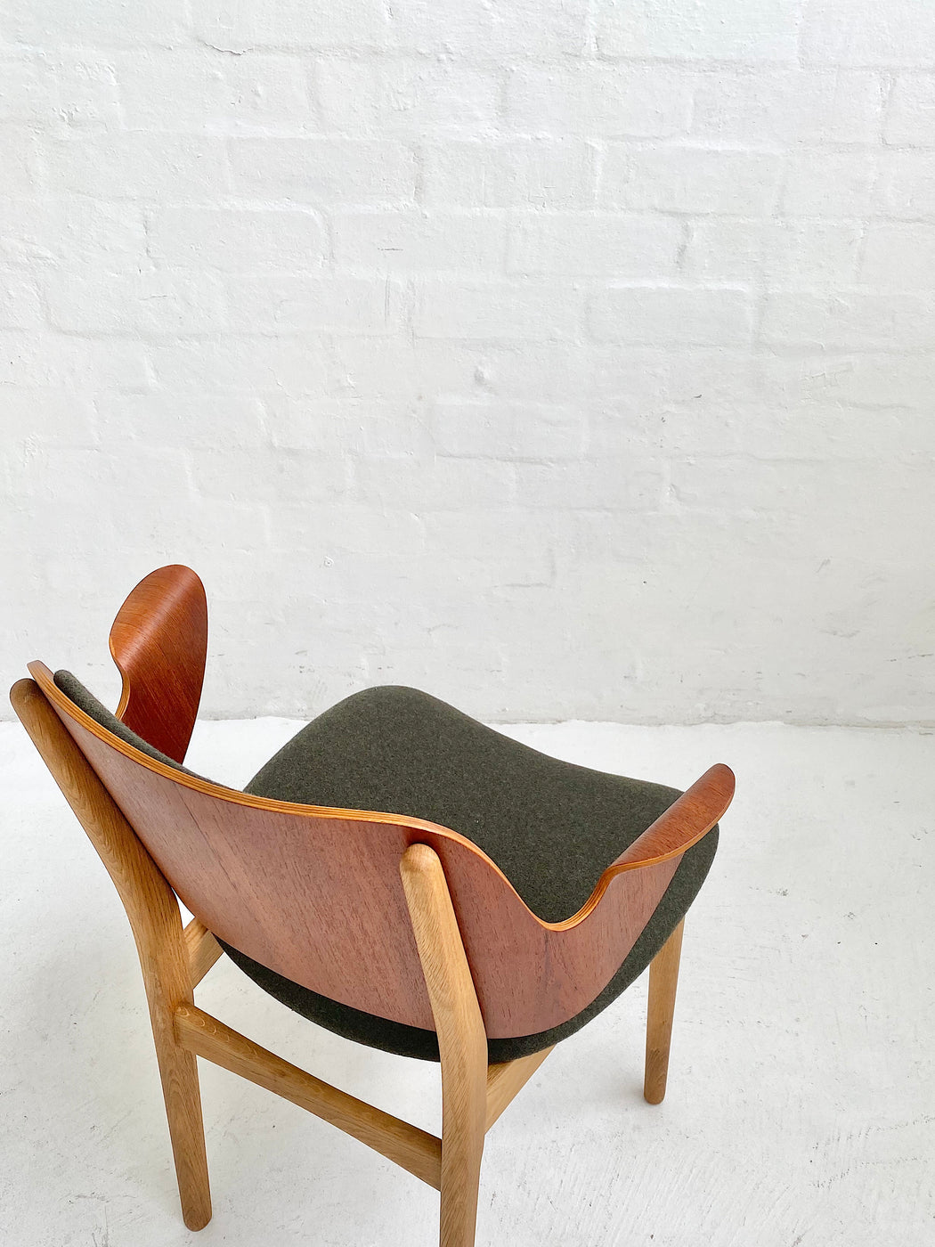 Hans Olsen 'Model 107' Chair
