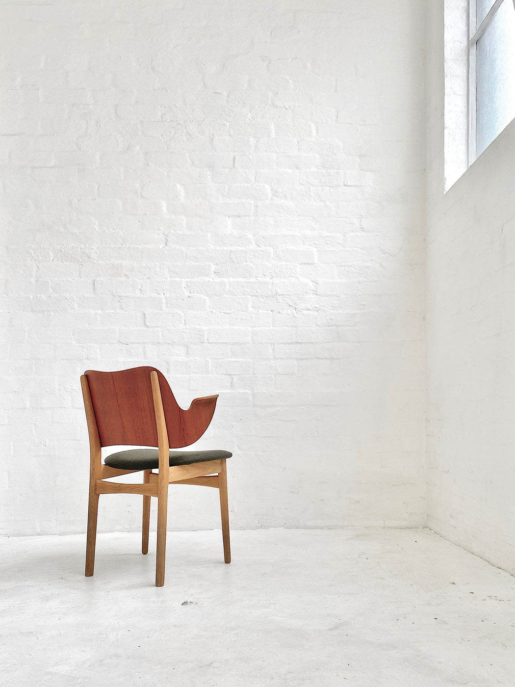 Hans Olsen 'Model 107' Chair