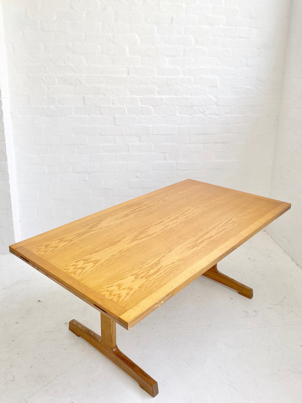 Ditte & Adrian Heath 'Model 594' Dining Table