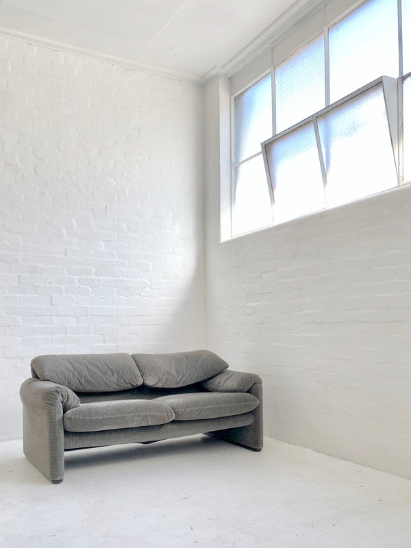 Vico Magistretti 'Maralunga' Sofa