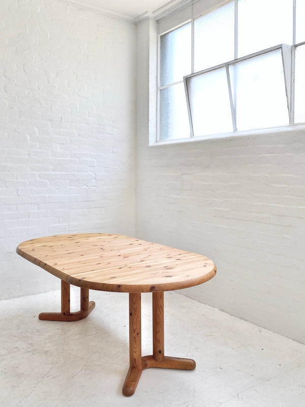 Rainer Daumiller Table