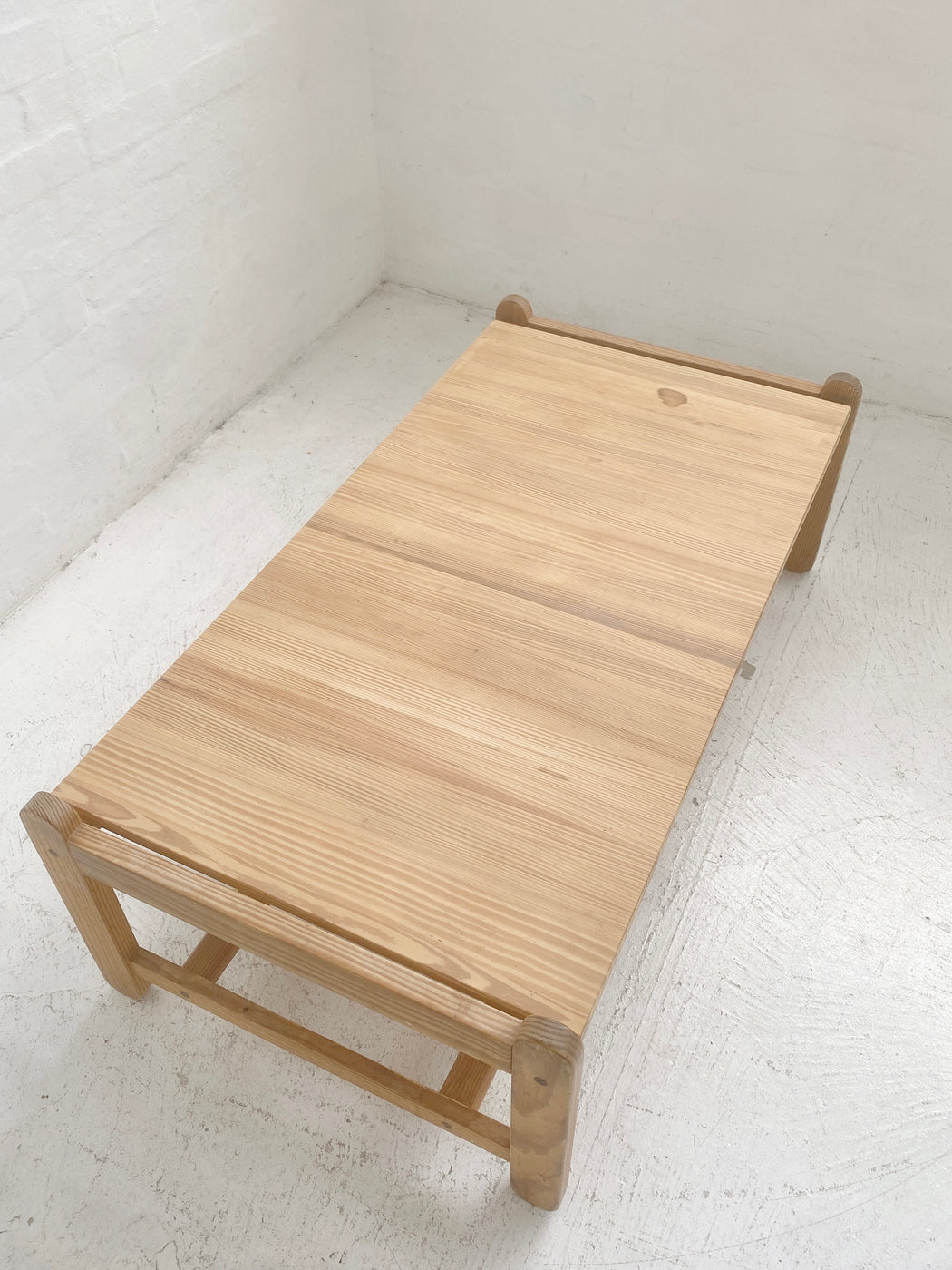 Peter Ole Schiønning Coffee Table