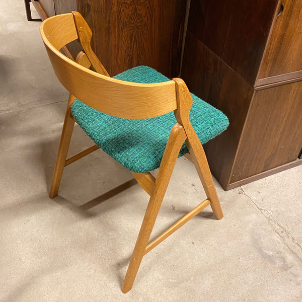 Henning Kjearnulf Chair