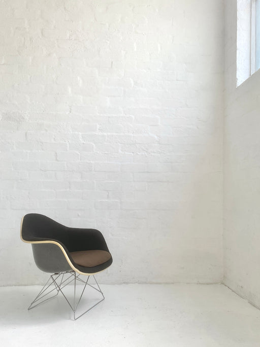 Charles & Ray Eames 'LAR' Lounge Chair