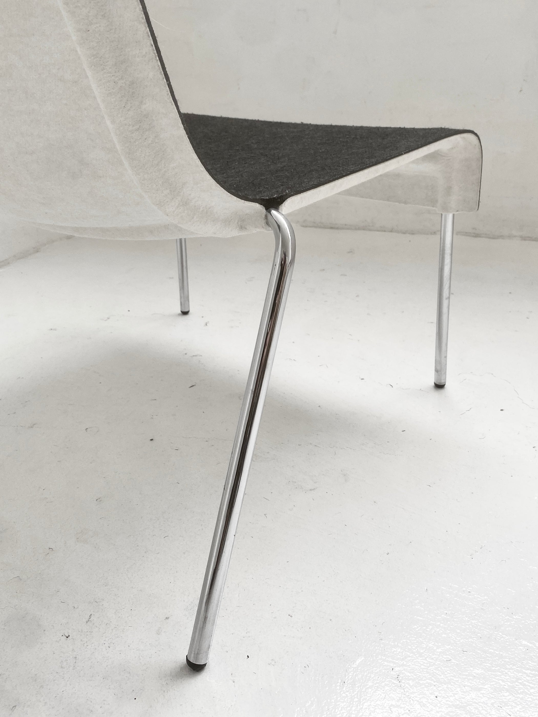 Komplot Design 'Gubi II' Chair — Nord