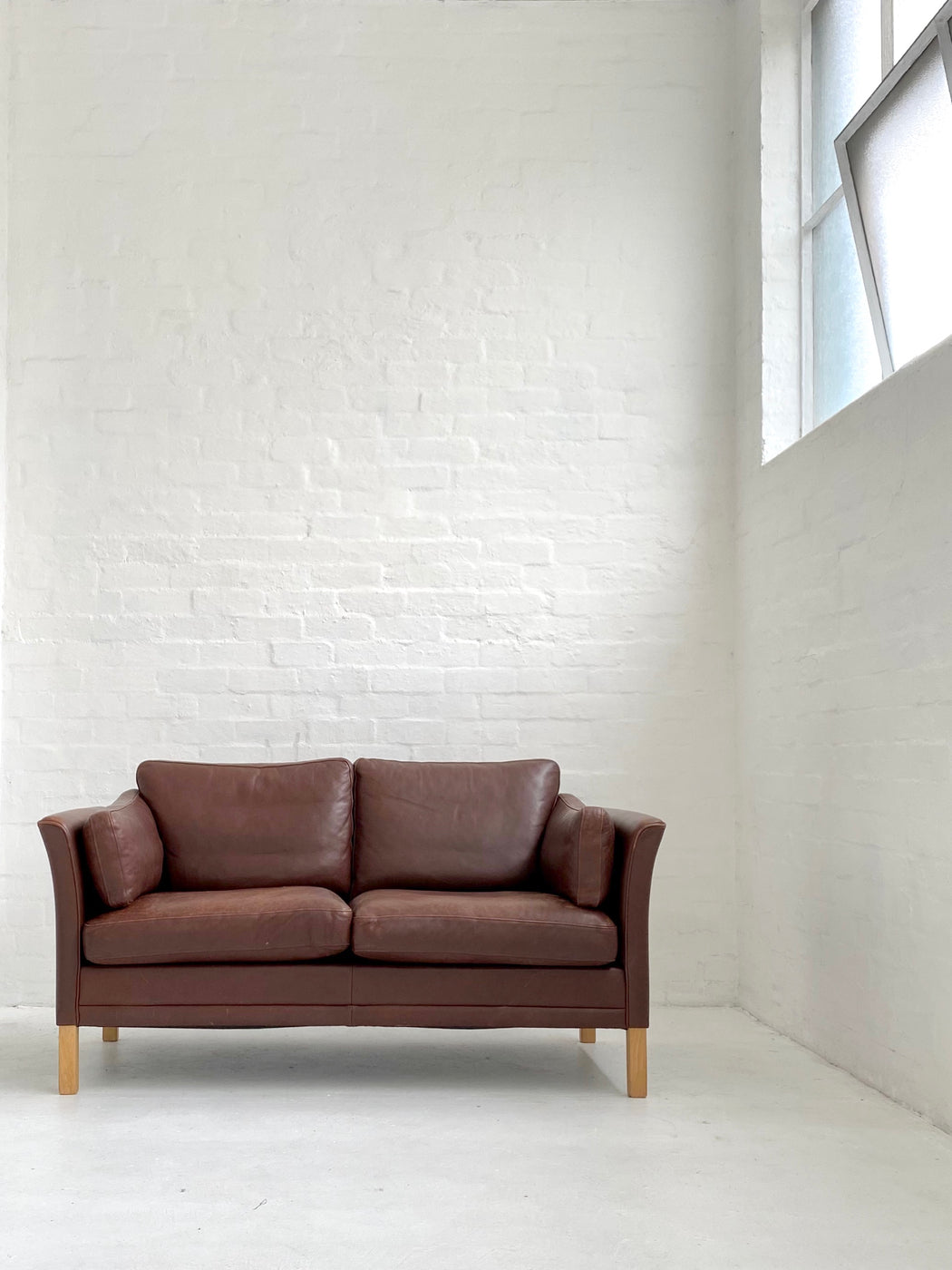 Mogens Hansen  'Model 2225' Sofa