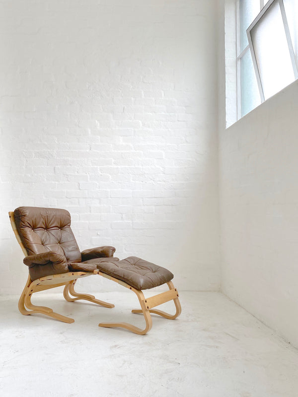 Oddvin Rykken ‘Kengu’ Chair & Footstool