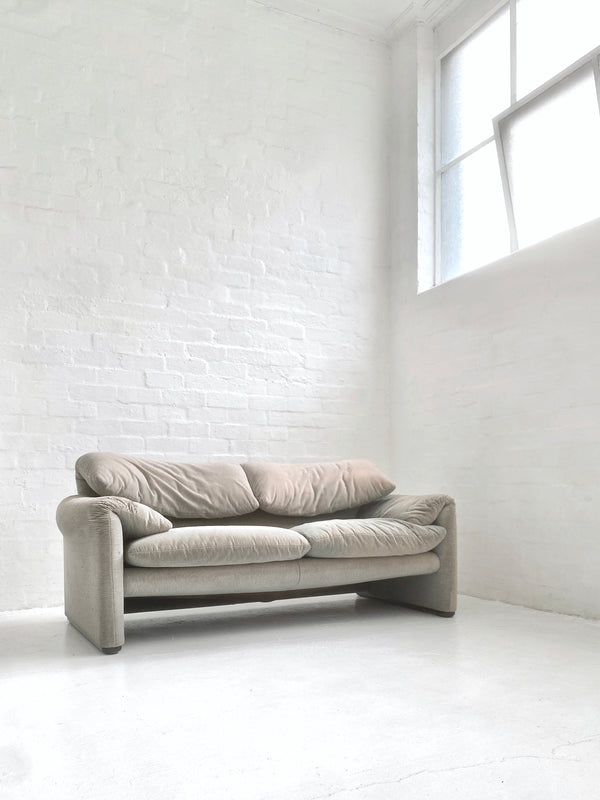 Vico Magistretti 'Maralunga' Sofa