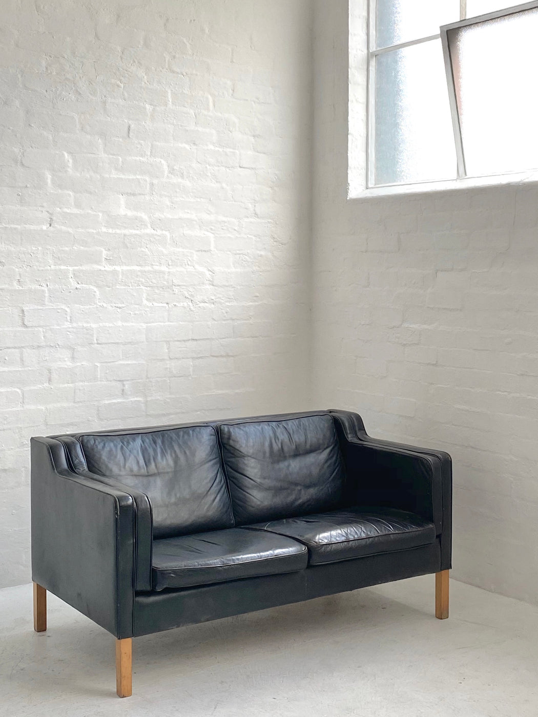 Stouby 'Eva' Leather Sofa with repairs
