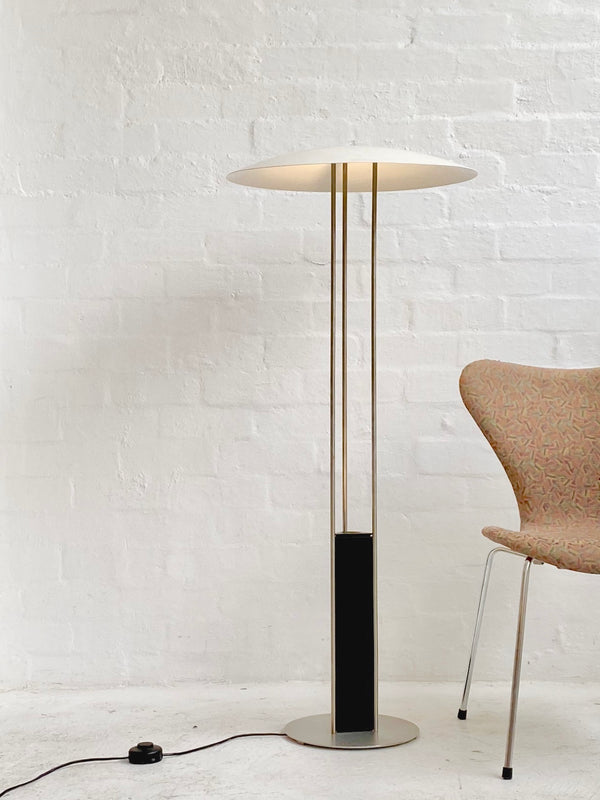 Hans Agne Jakobsson ‘Gino’ Lamp