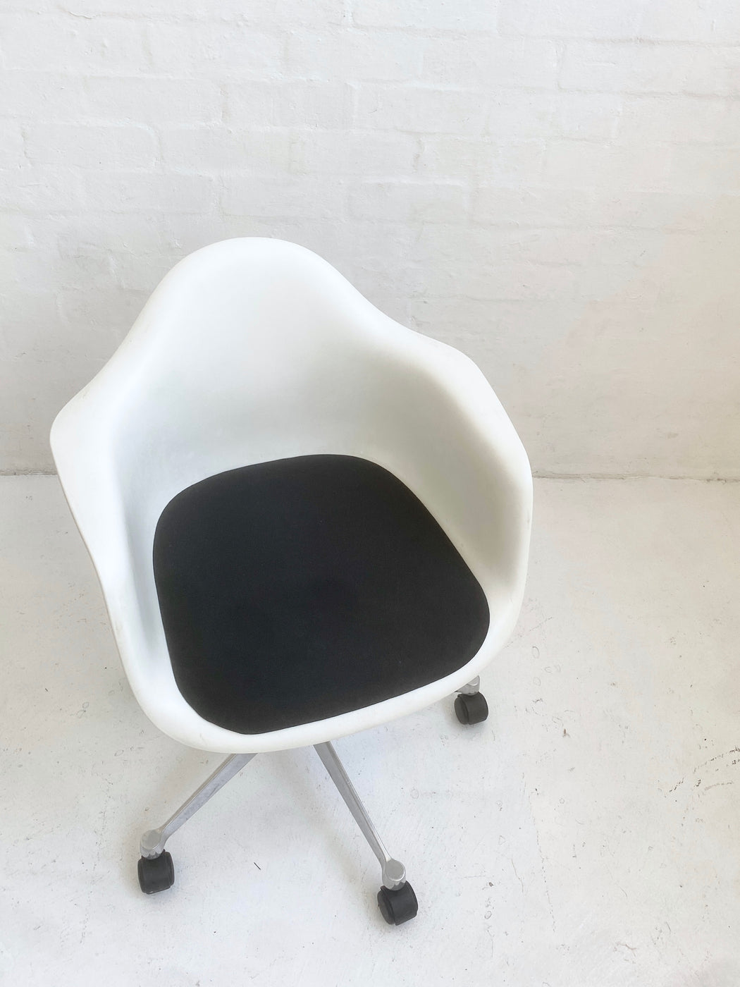 Eames Moulded Plastic Armchair