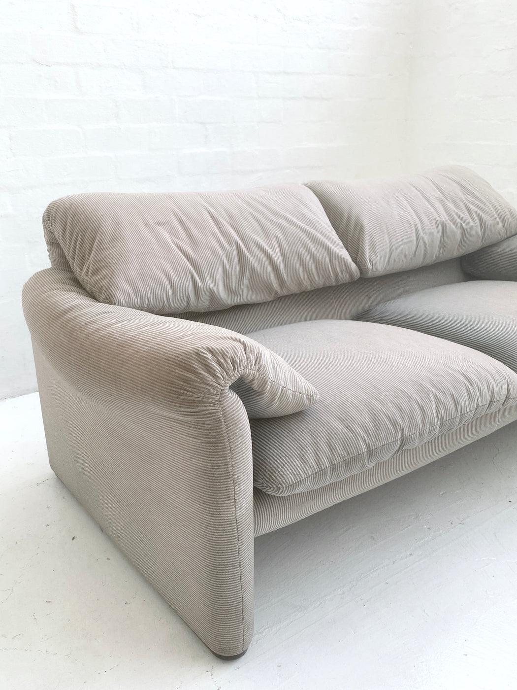 Vico Magistretti 'Maralunga' Sofa