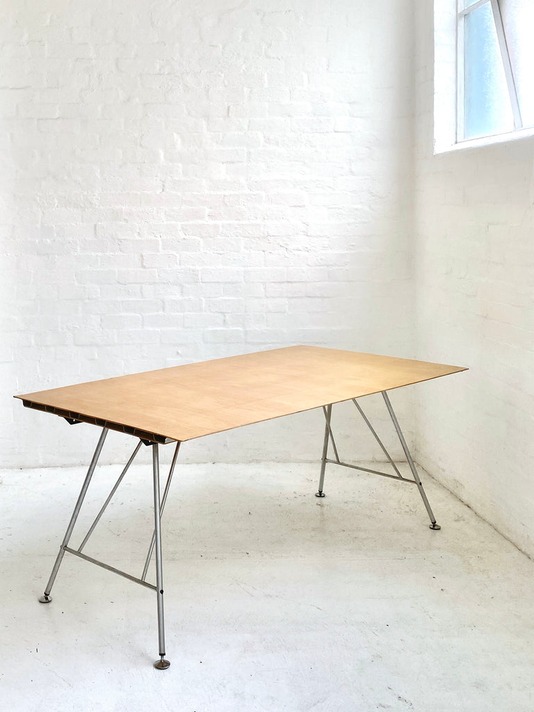 Atelier Alinea 'Unistandard' Table — Nord