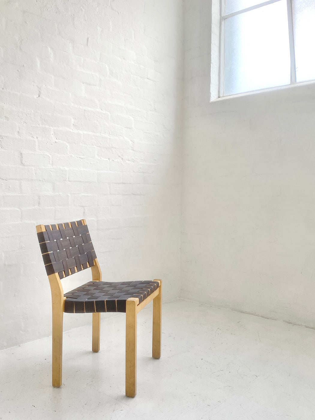 Alvar Aalto 'Model 611' Chair