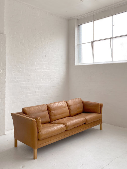 Mogens Hansen 'Model 2225' Sofa