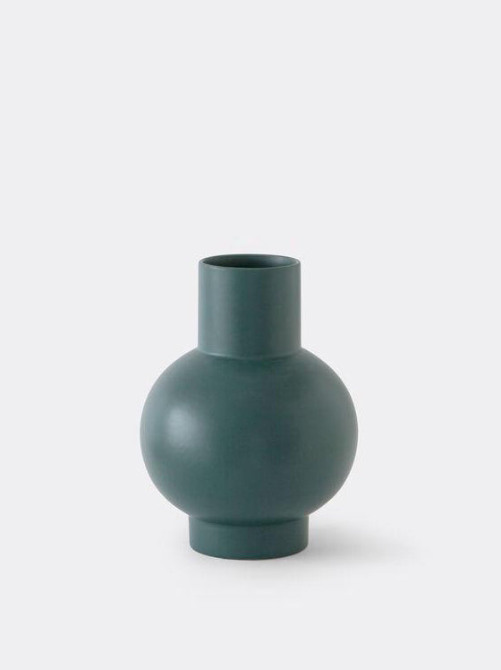 Raawii 'Strøm' Vase Large Green Gables
