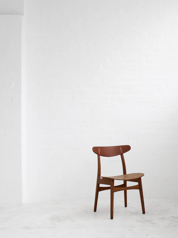Hans J. Wegner 'CH30' Chair